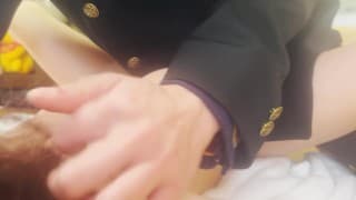 [For women] A high school student who shakes her hips a lot to her sister who lends her body